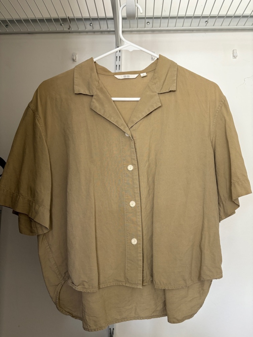 Uniqlo Olive Linen Blend Short Sleeve Button Up